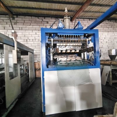 Całkowicie automatyczne kubki plastikowe próżniowe plastikowe termoformujące maszyny używane jednorazowe tworzenie tworzyw sztucznych