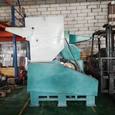 Stosowane 1420 obr./min Prędkość obrotowa Maszyna do kruszenia sztucznego papieru sztucznego Recykling 880*1210*1540mm