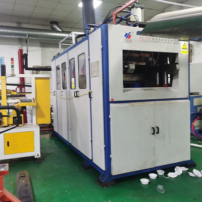 750 mm PP Plastic Thermoforming Machine Ocieplona wodą